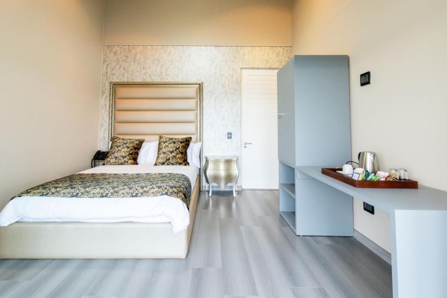 Dolphin Bay Boutique Hotel And Spa Port Elizabeth Zewnętrze zdjęcie
